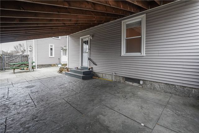 18 South Main Street, Coventry, RI 02816