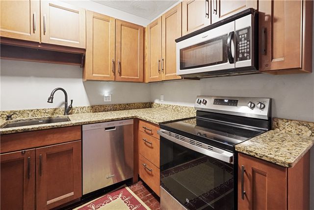 18 South Main Street, Coventry, RI 02816