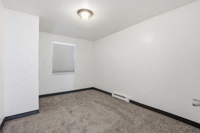 809 WILLSIE AVE, Rapid City, SD 57701