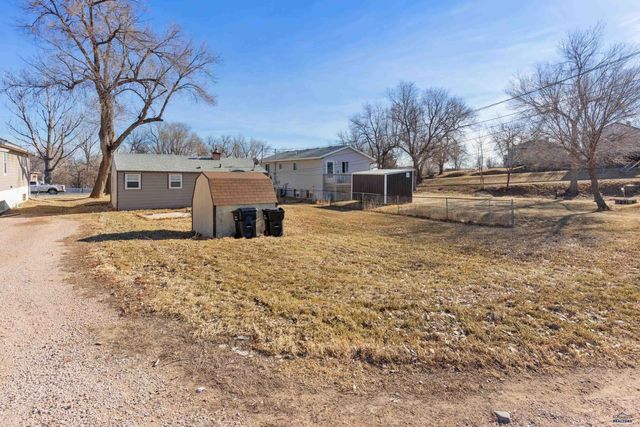 809 WILLSIE AVE, Rapid City, SD 57701