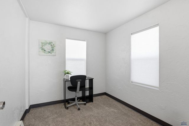 809 WILLSIE AVE, Rapid City, SD 57701