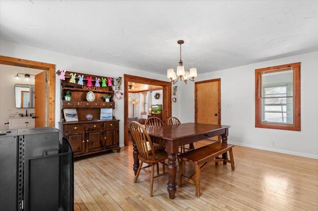 613 County Highway H, Fredonia, WI 53021