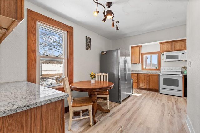 613 County Highway H, Fredonia, WI 53021