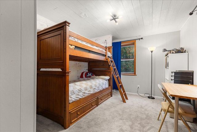 613 County Highway H, Fredonia, WI 53021