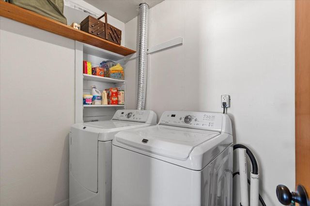 613 County Highway H, Fredonia, WI 53021