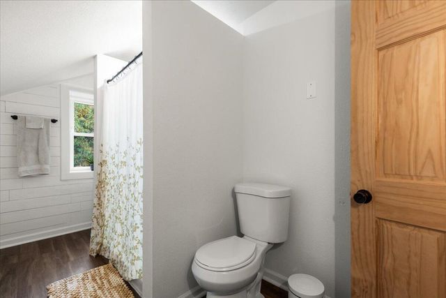 613 County Highway H, Fredonia, WI 53021