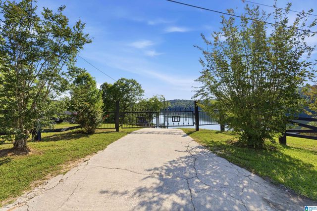 1595 OVERLOOK POINT, Warrior, AL 35180