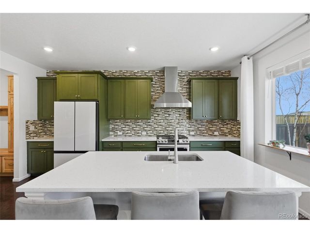 459 S Olathe St, Aurora, CO 80017