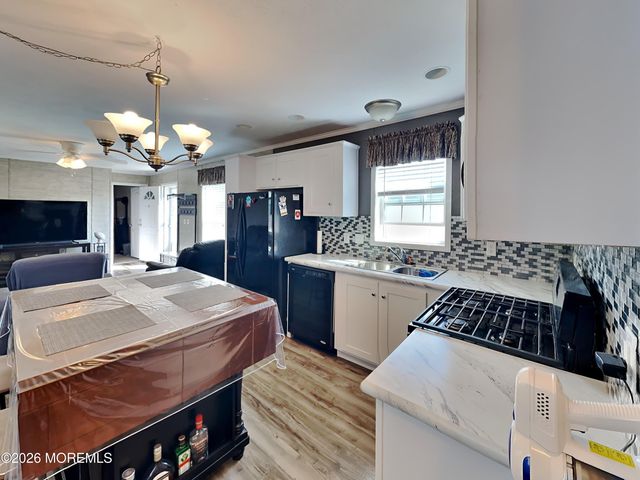 411 4th Street, Jackson, NJ 08527
