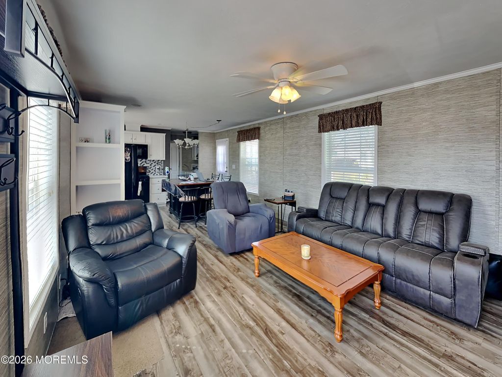 411 4th Street, Jackson, NJ 08527