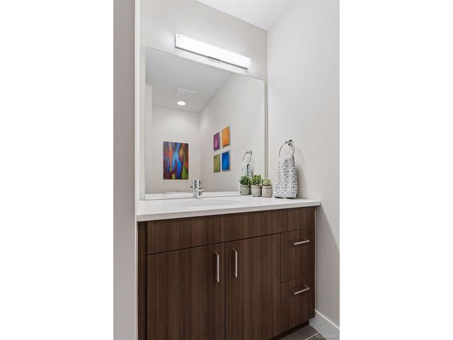 1961 W 34th Ave, Denver, CO 80211