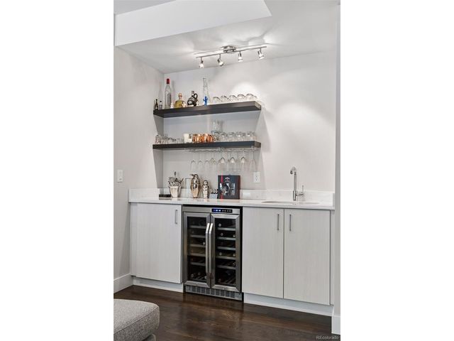 1961 W 34th Ave, Denver, CO 80211