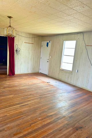 1606 Tayloe Avenue, Sonora, TX 76950