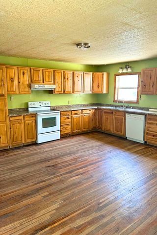 1606 Tayloe Avenue, Sonora, TX 76950