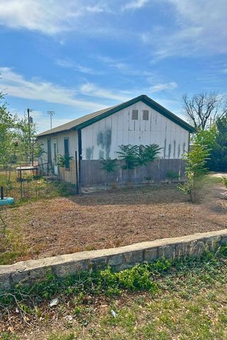 1606 Tayloe Avenue, Sonora, TX 76950