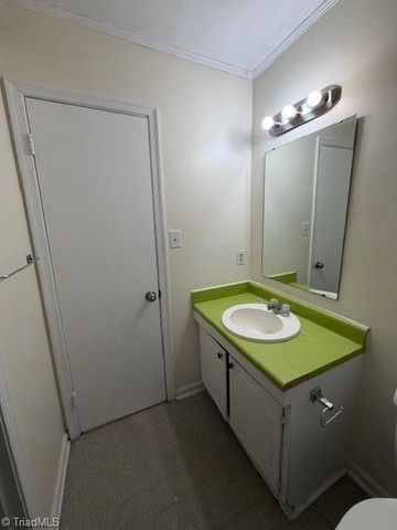 2624 Randleman Road A, Greensboro, NC 27406