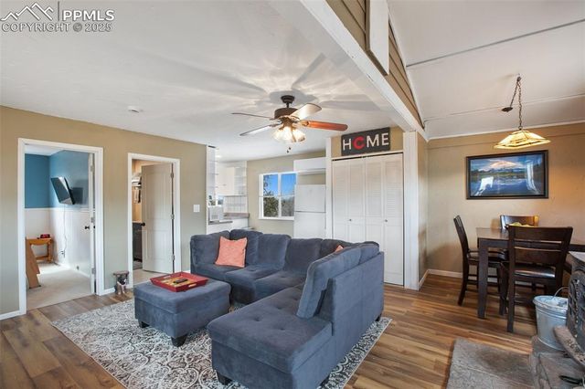 201 Dillon Lane, Florissant, CO 80816