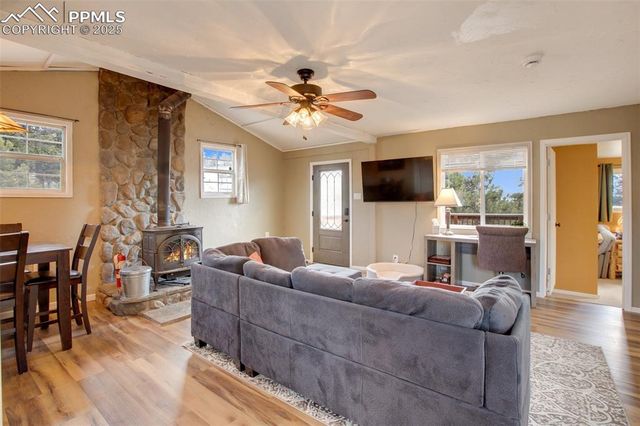 201 Dillon Lane, Florissant, CO 80816