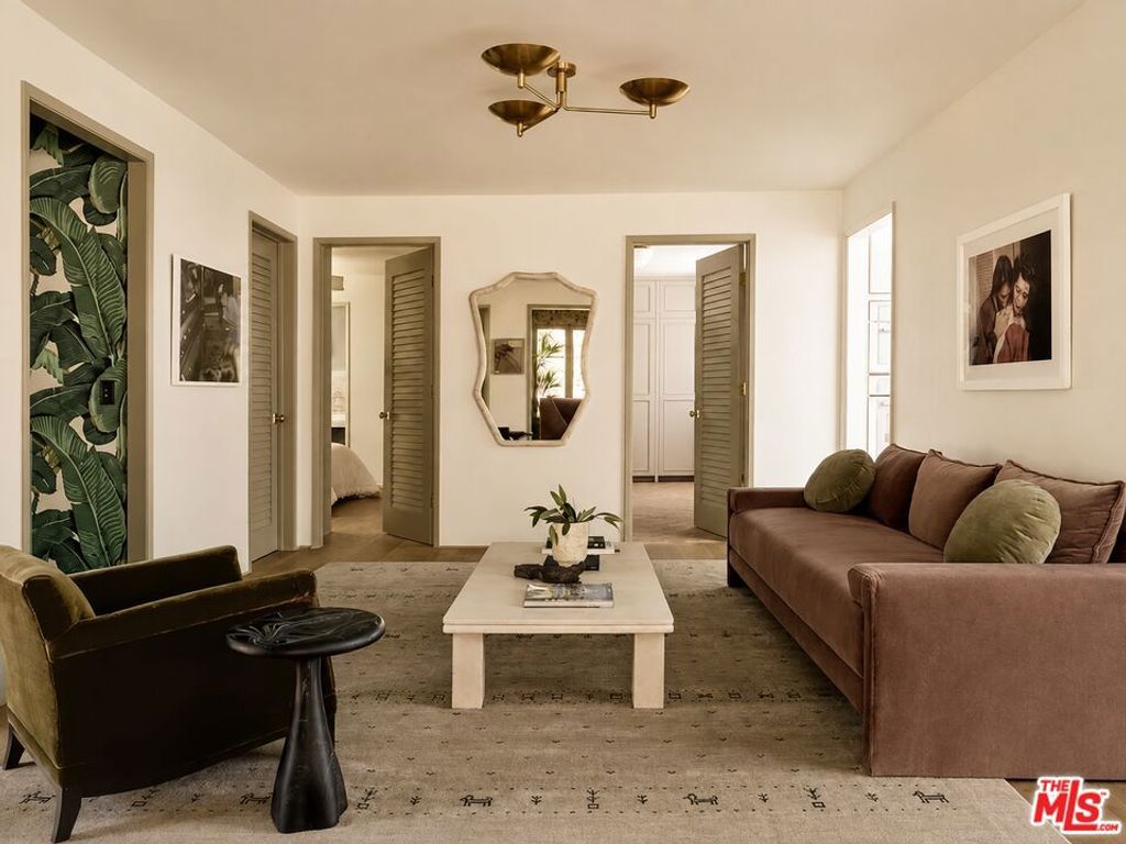2633 Mandeville Canyon Road, Los Angeles, CA 90049 — exterior