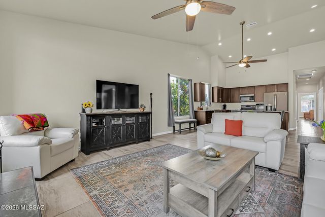 2289 N Split Rock Place, Tucson, AZ 85749