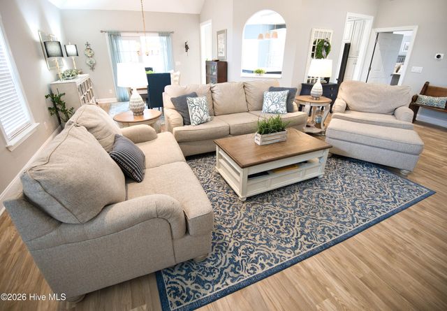 8816 Smithfield Drive NW, Calabash, NC 28467