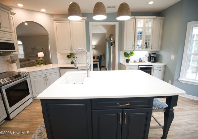 8816 Smithfield Drive NW, Calabash, NC 28467