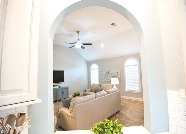 8816 Smithfield Drive NW, Calabash, NC 28467