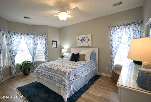 8816 Smithfield Drive NW, Calabash, NC 28467