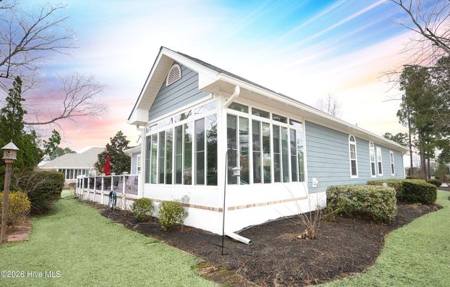 8816 Smithfield Drive NW, Calabash, NC 28467