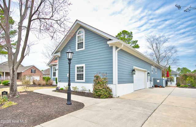 8816 Smithfield Drive NW, Calabash, NC 28467