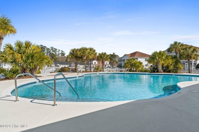 8816 Smithfield Drive NW, Calabash, NC 28467