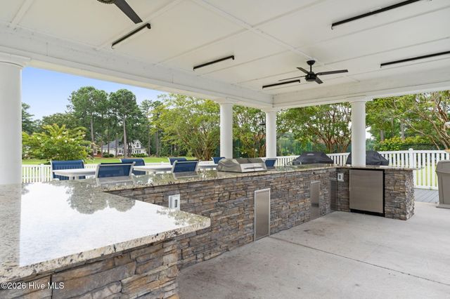 8816 Smithfield Drive NW, Calabash, NC 28467