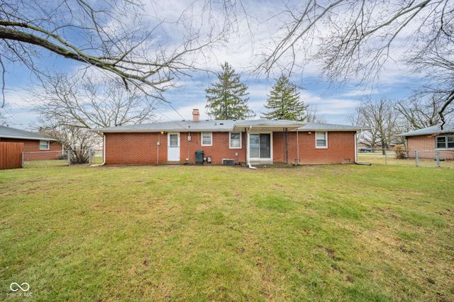 1920 E 49th Street, Anderson, IN 46013