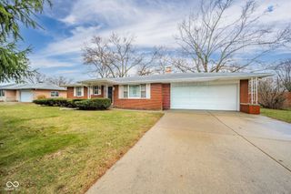 1920 E 49th Street, Anderson, IN 46013