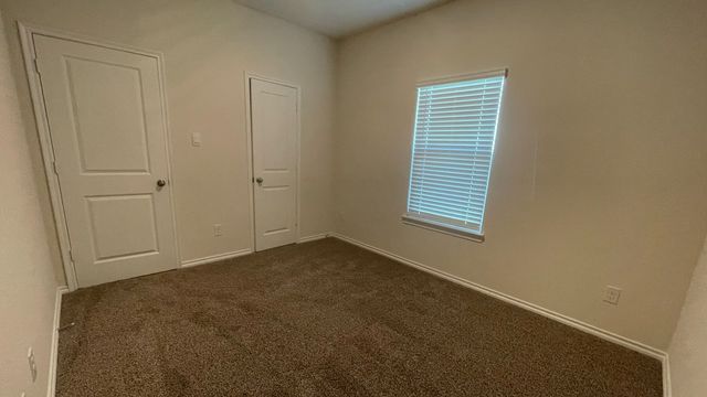 6015 Midsummer Way, Crandall, TX 75114