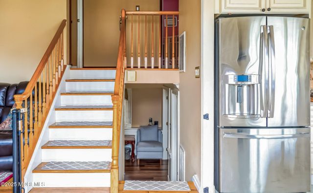 27 Gibson Drive, Hazlet, NJ 07730