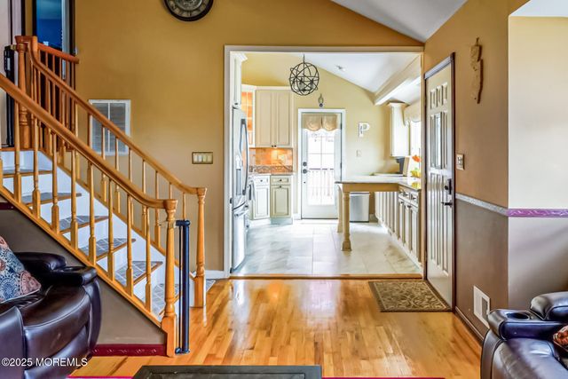 27 Gibson Drive, Hazlet, NJ 07730