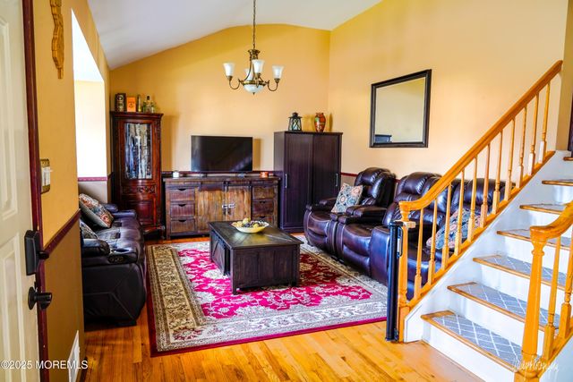 27 Gibson Drive, Hazlet, NJ 07730