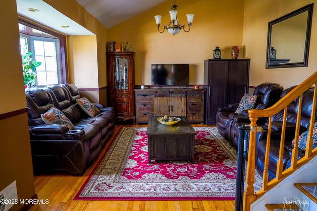 27 Gibson Drive, Hazlet, NJ 07730