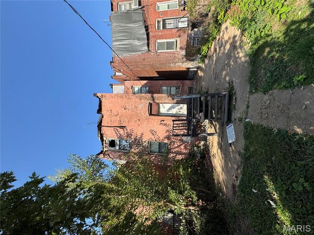 4614 Newberry Terrace, St Louis, MO 63113