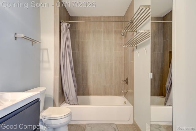 1015 Batavia Avenue, Royal Oak, MI 48067