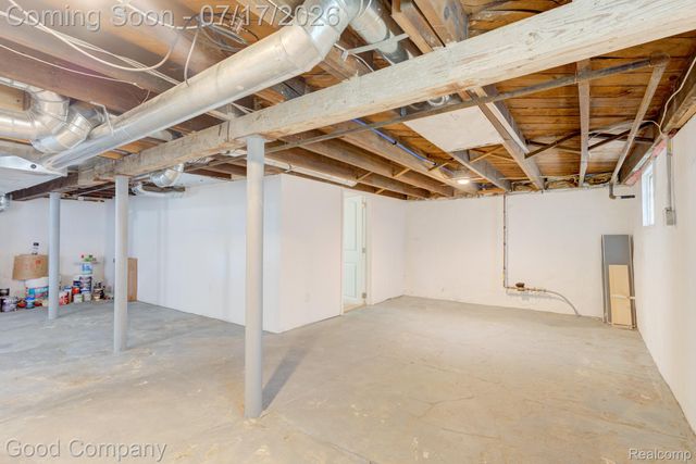 1015 Batavia Avenue, Royal Oak, MI 48067
