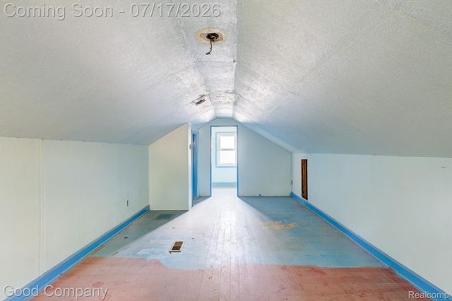 1015 Batavia Avenue, Royal Oak, MI 48067