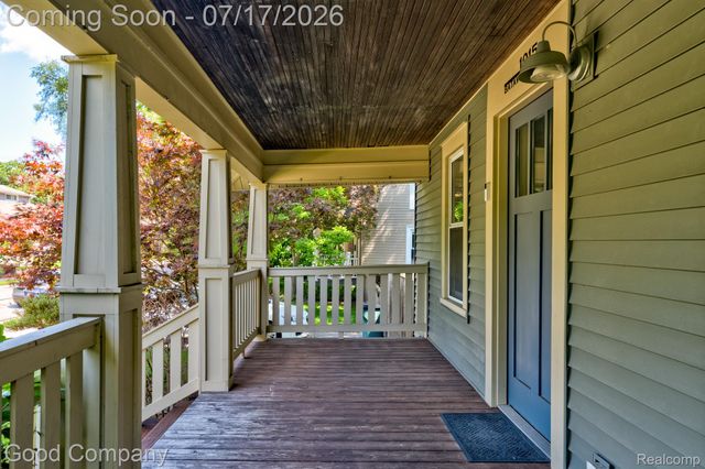 1015 Batavia Avenue, Royal Oak, MI 48067