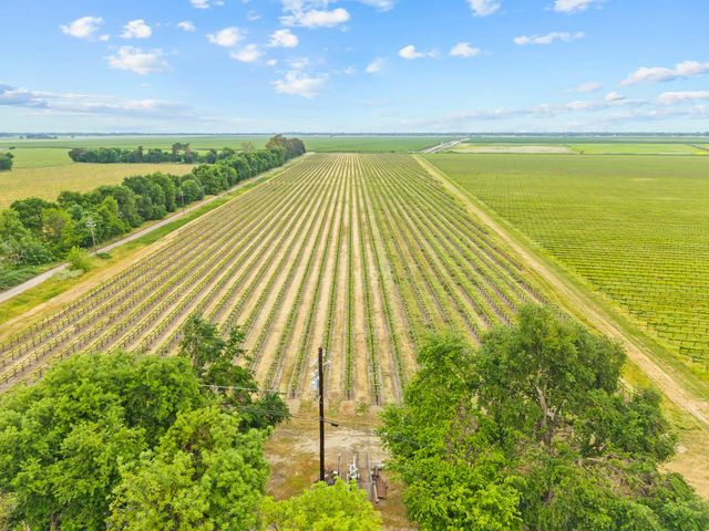 53020 S River Rd, Clarksburg, CA 95612