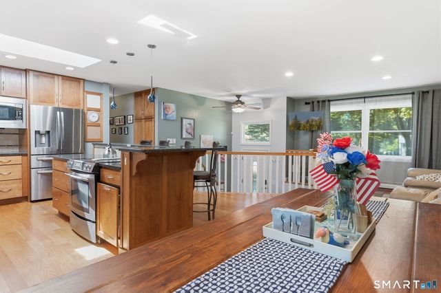 18 Old Black Point Road, East Lyme, CT 06357