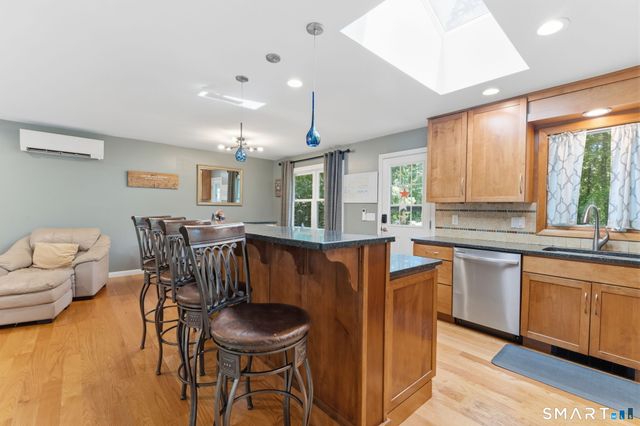 18 Old Black Point Road, East Lyme, CT 06357