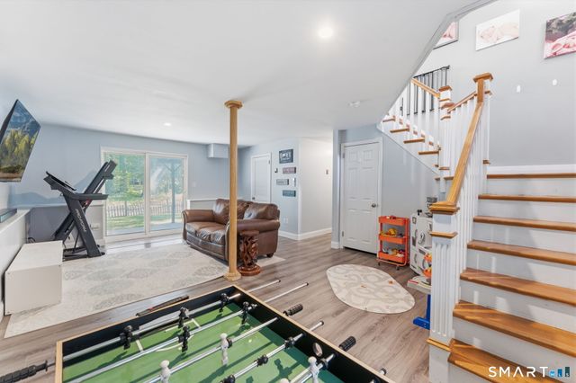 18 Old Black Point Road, East Lyme, CT 06357