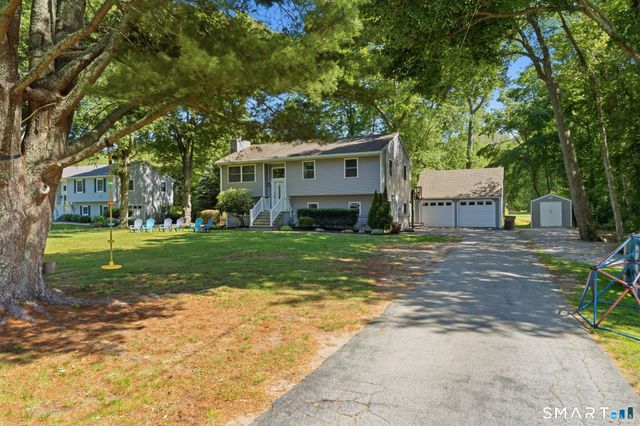 18 Old Black Point Road, East Lyme, CT 06357