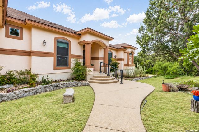 580 County Road 273, Mico, TX 78056